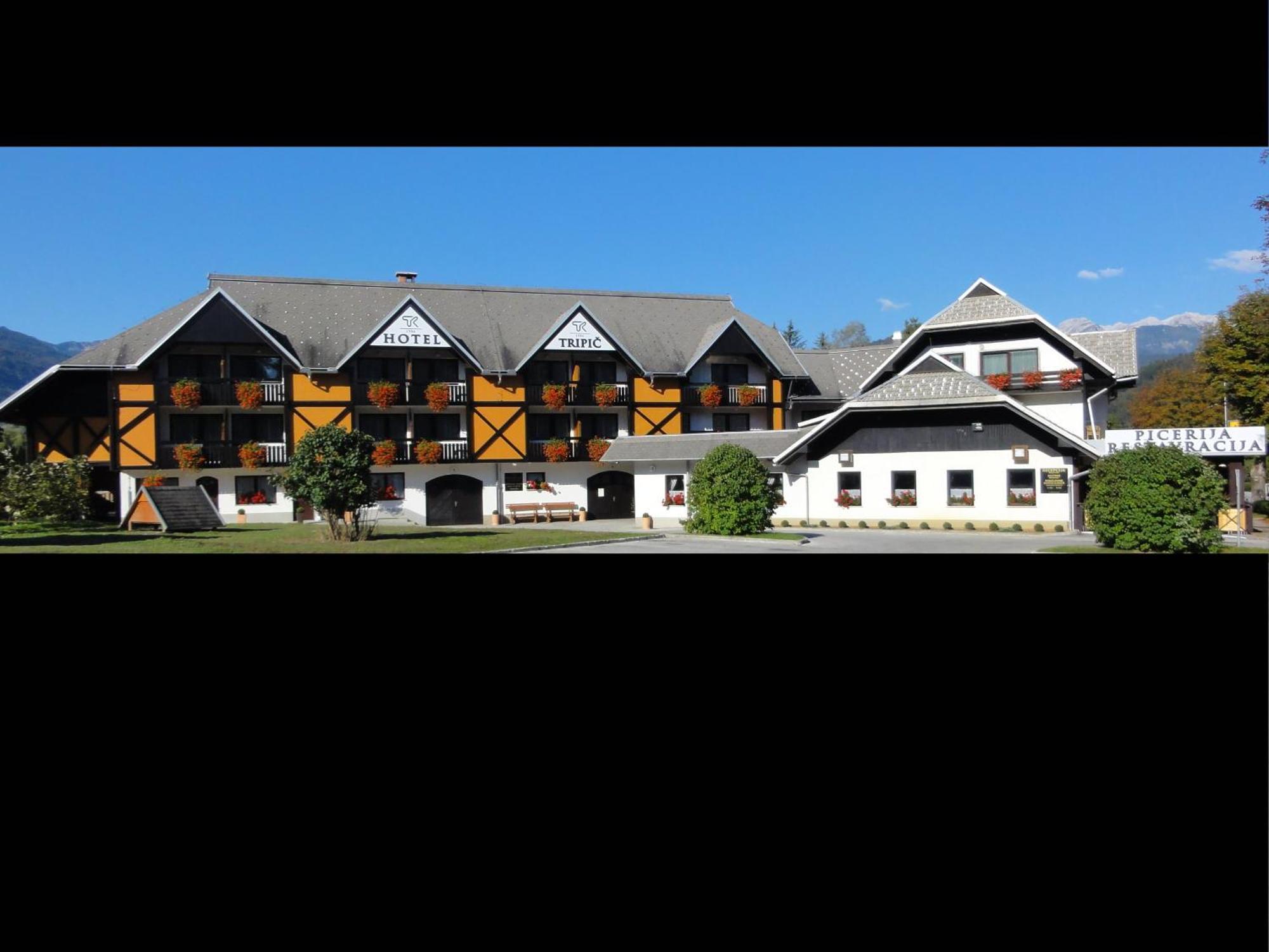 Hotel Tripic, Restaurant And Pizzeria Бохинь Экстерьер фото