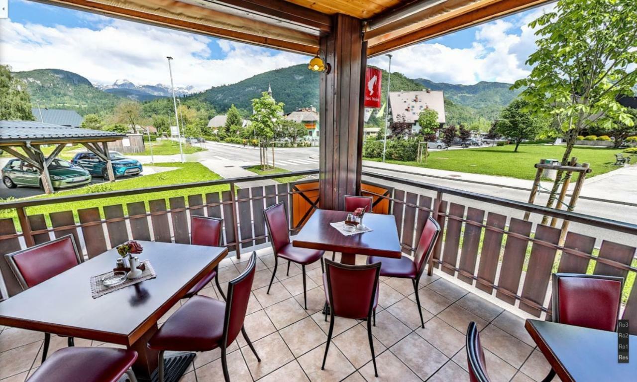 Hotel Tripic, Restaurant And Pizzeria Бохинь Экстерьер фото